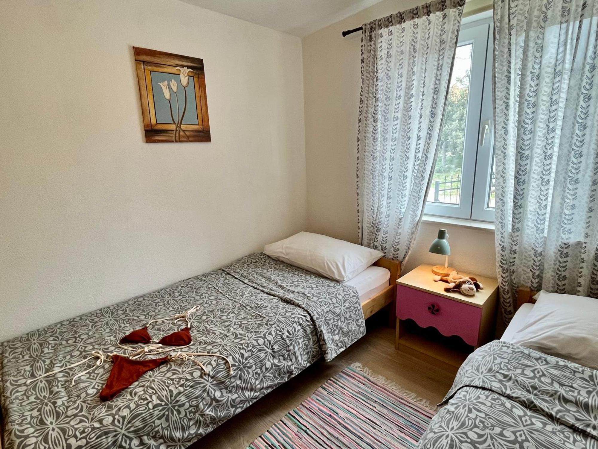 Apartments Stela Gornji Karin Cameră foto