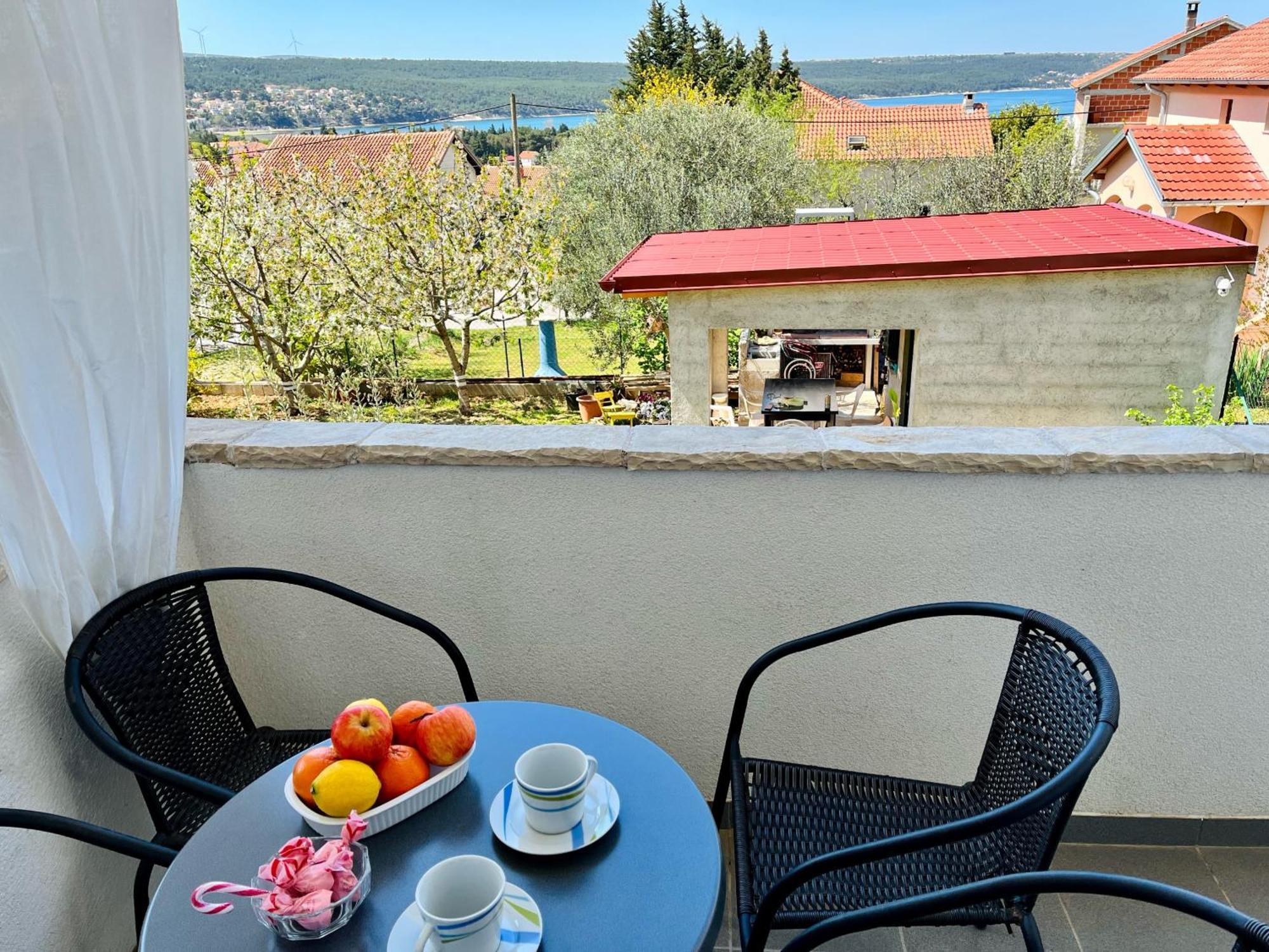 Apartments Stela Gornji Karin Cameră foto